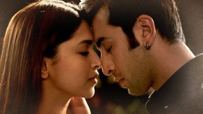 6555251d-5a64-40c7-b638-a4de0a0a0a69-signs-you-rsquo-re-in-love-with-the-wrong-person5-1445605677-690x480-1