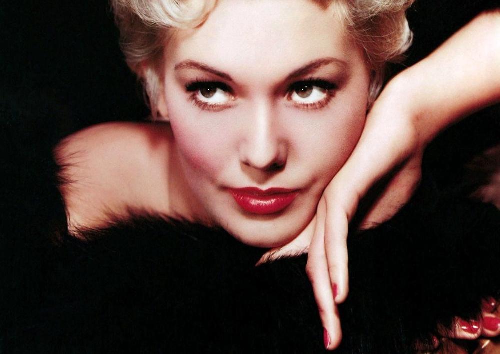 152237_profimedia0096401474_ff Kim Novak