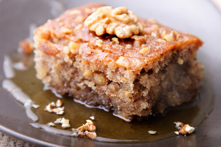 LAŽNA BAKLAVA S MERAMA NA ČAŠE: Ne morate uvek da pravite onu klasičnu, ovo je predivna, a mnogo lakša varijanta