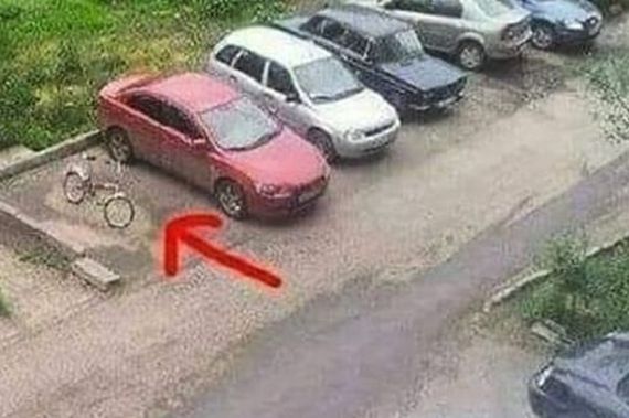parkirao-bicikl-na-mjestu-za-automobil-kada-se-poslije-10-minuta-vratio-imao-je-sta-da-vidi-foto