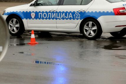 teska-saobracajna-nesreca-dva-mladica-23-i-24-poginula-u-sudaru-automobila