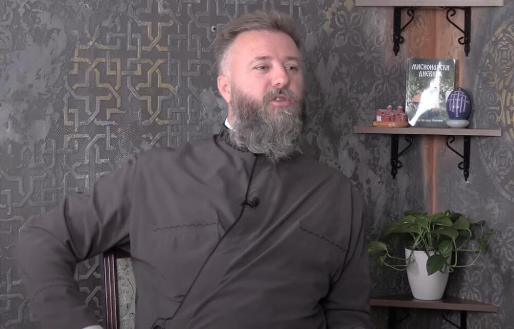 348728_screenshot-232_ff Otac Predrag Popović