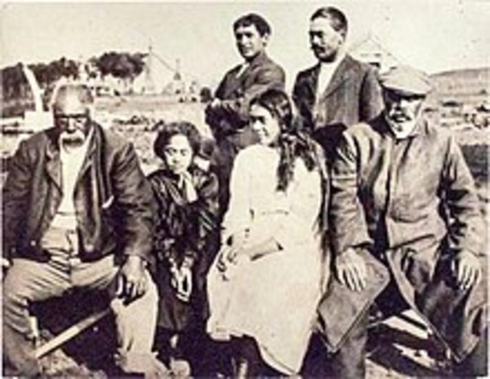 353156_220pxchatham-islands-photo-1910-canterbury-museum-20160127_ff Pleme Mariori