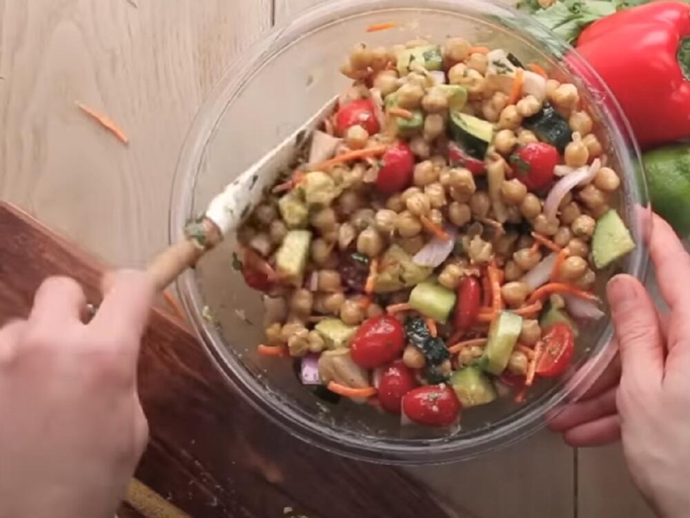 353357_salata-1_ff Salata