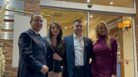 wmjk9kqturbxy9hodblyjg4nmuxnjzjytk0zti1ndfjnjfhy2i0zdzkmy5qcgvnkzmczqhcan4aaqewbaexag Ivica Dačić sa porodicom